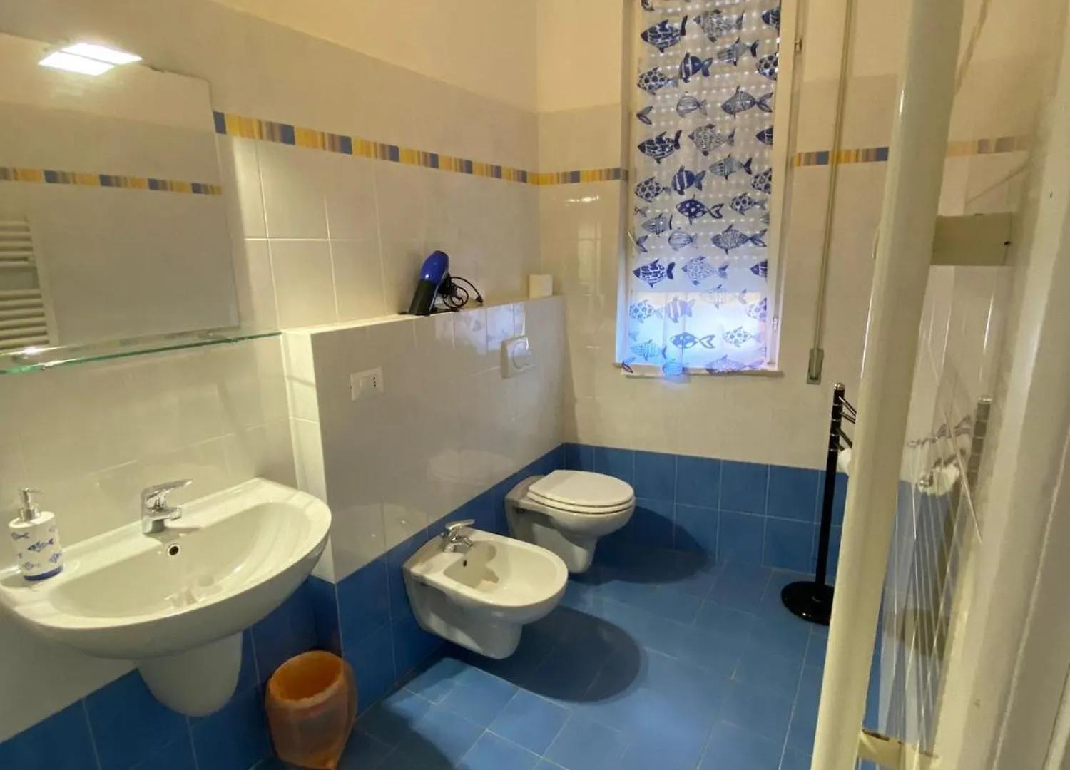 B&B Al Giardino Lerici Couette-café